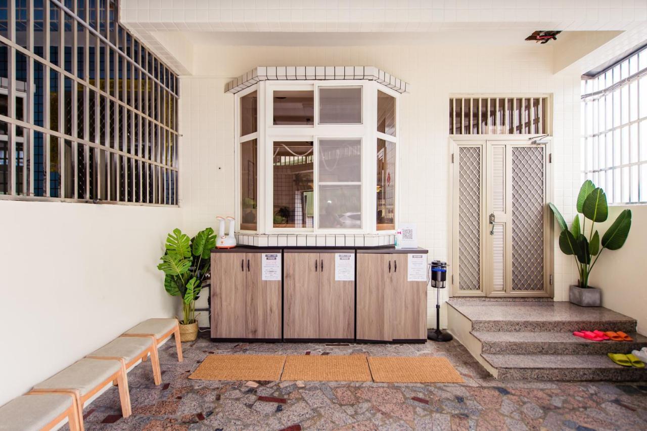 I am here B&B Tainan Exterior foto